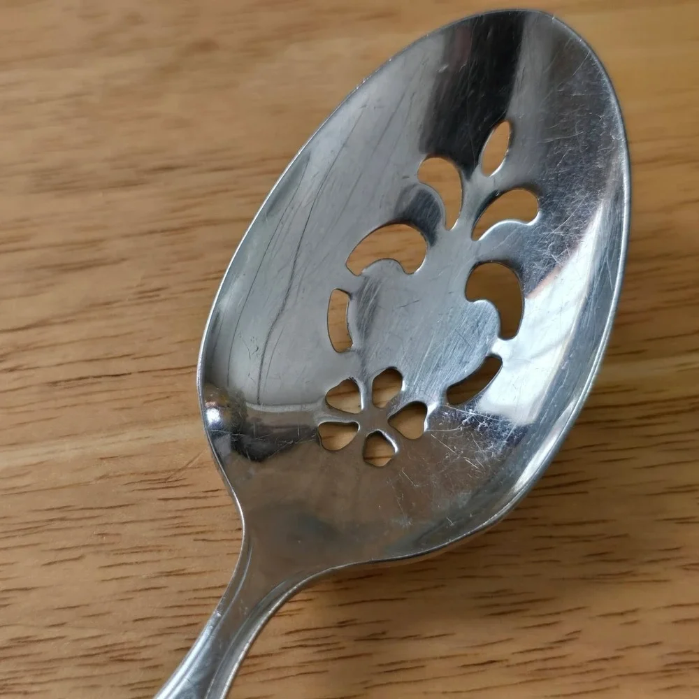 Oneida CELLO Stainless Pierced Serving Spoon 8 3/8